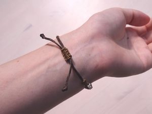 天然石スピリチュアルブレスレット(マクラメ編)長さ調整方法